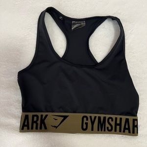 GYMSHARK LADIES SPORTS BRA SIZE M